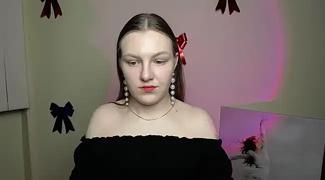 Snapshot of _AlMamiyy_ chatting on February 2025 12:19:01 AM AlMamiyy online show from February 2025 12:19:01 AM