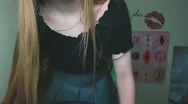 Snapshot of _AlMamiyy_ chatting on February 2025 01:45:02 AM AlMamiyy online show from February 2025 01:45:02 AM