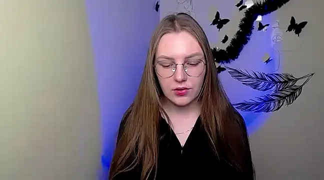 Snapshot of _AlMamiyy_ chatting on February 2025 02:14:02 PM AlMamiyy online show from February 2025 02:14:02 PM