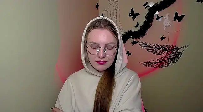 Snapshot of _AlMamiyy_ chatting on February 2025 09:05:02 PM AlMamiyy online show from February 2025 09:05:02 PM