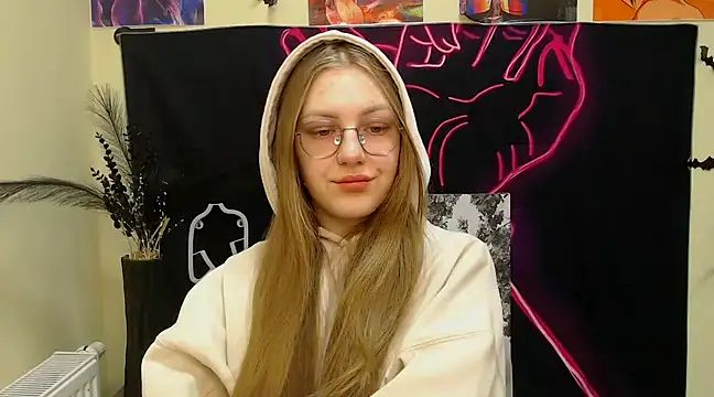 Snapshot of _AlMamiyy_ chatting on March 2025 07:53:01 AM AlMamiyy online show from March 2025 07:53:01 AM