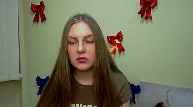 Snapshot of _AlMamiyy_ chatting on March 2025 04:33:01 PM AlMamiyy online show from March 2025 04:33:01 PM