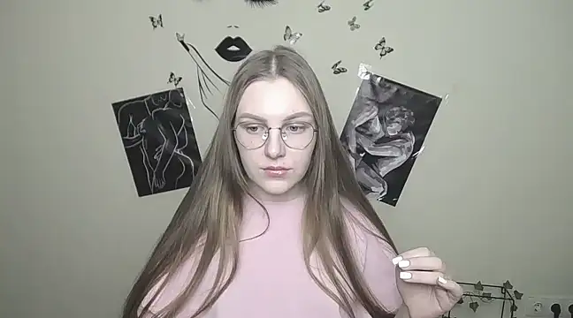 Snapshot of _AlMamiyy_ chatting on March 2025 12:50:02 PM AlMamiyy online show from March 2025 12:50:02 PM