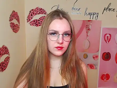 Snapshot of _AlMamiyy_ chatting on September 2025 12:16:01 PM AlMamiyy online show from September 2025 12:16:01 PM