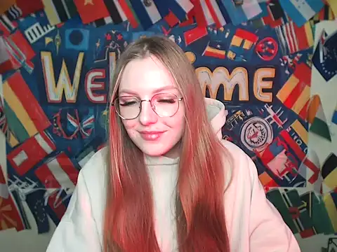 Snapshot of _AlMamiyy_ chatting on September 2025 01:46:01 PM AlMamiyy online show from September 2025 01:46:01 PM