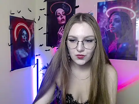 Snapshot of _AlMamiyy_ chatting on October 2025 06:59:01 PM AlMamiyy online show from October 2025 06:59:01 PM