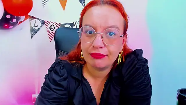 RoxieJackson online show from October 2025 04:42:02 PM