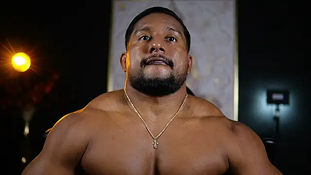 Snapshot of CallumMuscle chatting on September 2025 06:08:02 PM CallumMuscle online show from September 2025 06:08:02 PM