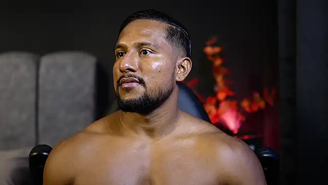 Snapshot of CallumMuscle chatting on November 2025 01:34:02 PM CallumMuscle online show from November 2025 01:34:02 PM