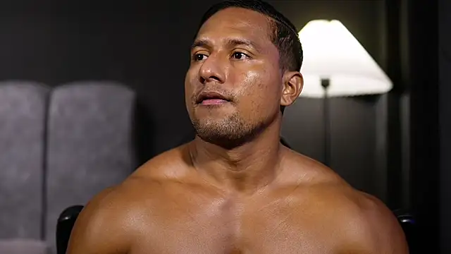 Snapshot of CallumMuscle chatting on November 2025 01:47:02 PM CallumMuscle online show from November 2025 01:47:02 PM