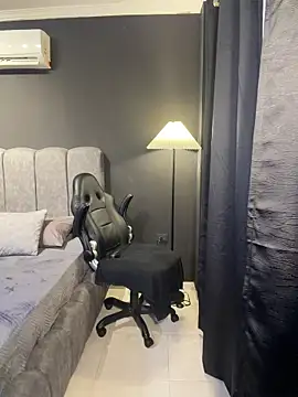 Snapshot of CallumMuscle chatting on December 2025 02:53:01 AM CallumMuscle online show from December 2025 02:53:01 AM