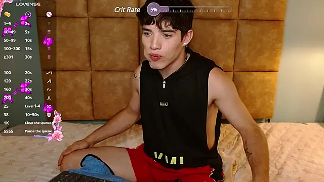 AlejooTwink online show from March 2025 09:27:02 PM