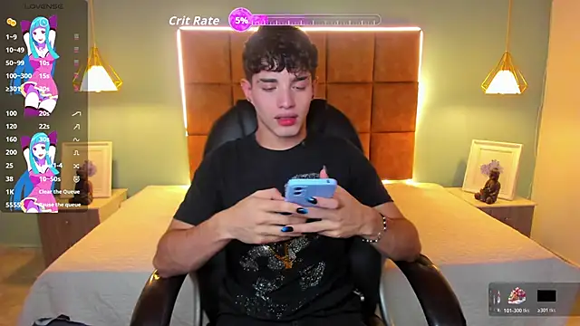 AlejooTwink online show from December 2025 01:32:02 AM