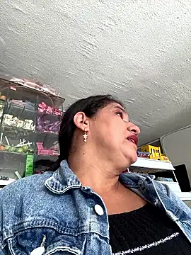 siri duque online show from October 2025 05:22:02 PM