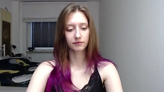 Snapshot of LUNA_delight chatting on November 2025 06:47:02 AM LUNA delight online show from November 2025 06:47:02 AM