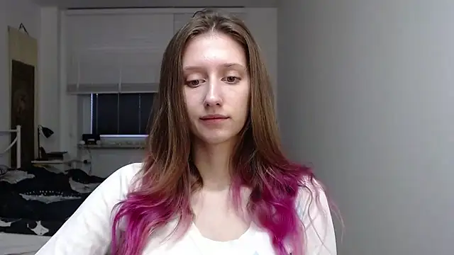 Snapshot of LUNA_delight chatting on November 2025 06:40:02 AM LUNA delight online show from November 2025 06:40:02 AM