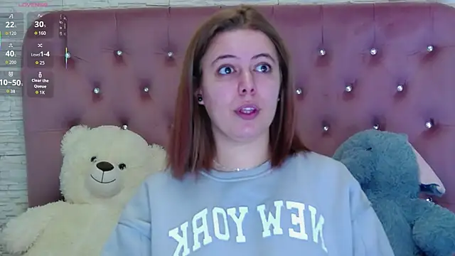 SophiaStarr online show from December 2025 08:47:02 PM