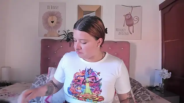 Snapshot of CelessteRedds chatting on November 2025 11:45:01 AM CelessteRedds online show from November 2025 11:45:01 AM