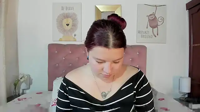 Snapshot of CelessteRedds chatting on December 2025 11:25:02 AM CelessteRedds online show from December 2025 11:25:02 AM