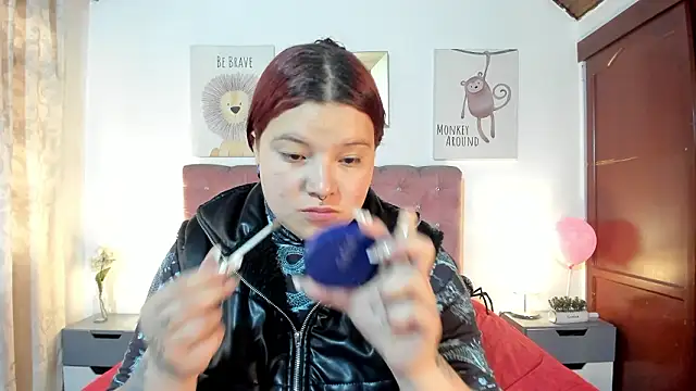 CelessteRedds online show from March 2026 12:00:02 PM