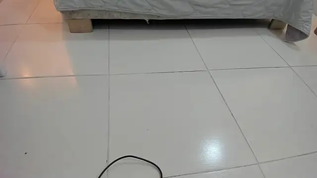 Snapshot of Slut_Milf_ chatting on December 2024 11:31:02 AM Slut Milf  online show from December 2024 11:31:02 AM