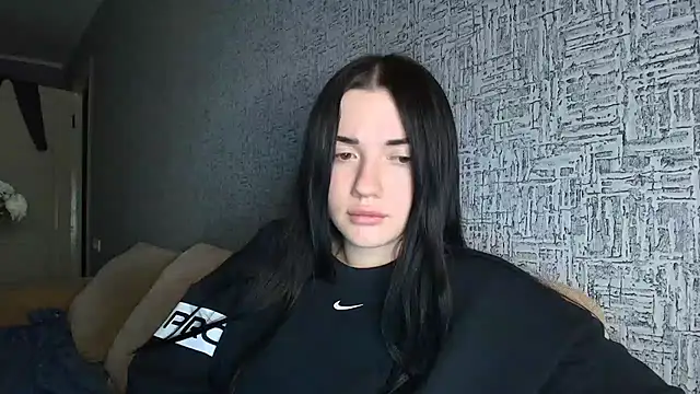 Snapshot of Liana_diva chatting on February 2026 03:41:02 PM Liana diva online show from February 2026 03:41:02 PM