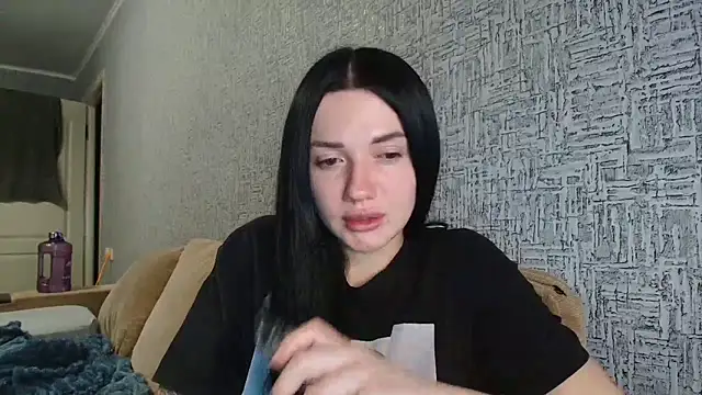 Snapshot of Liana_diva chatting on February 2026 07:01:01 PM Liana diva online show from February 2026 07:01:01 PM