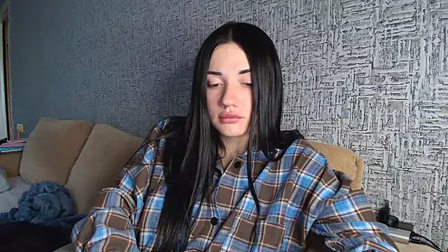 Liana diva online show from April 2026 01:38:01 PM