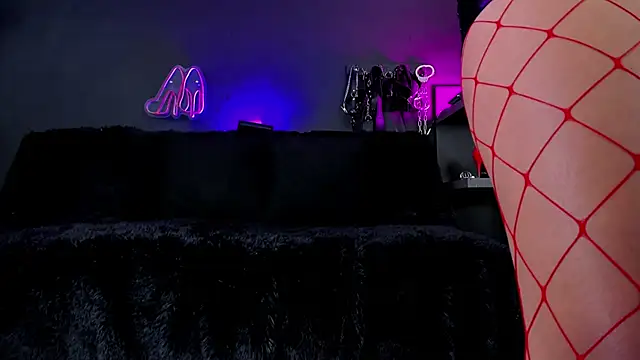 DelaneyStone online show from December 2025 08:38:02 PM