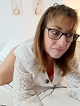 misslynexxx online show from February 2026 03:04:01 PM