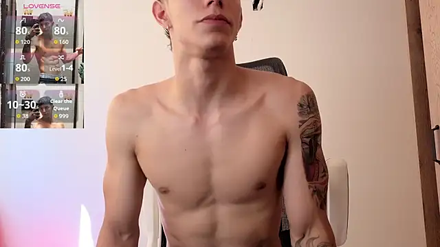 Cristopher23  online show from November 2025 02:50:02 PM