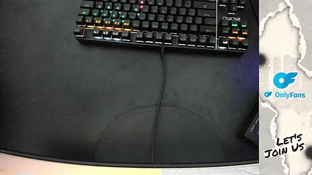 Snapshot of Calihotcaliente277 chatting on September 2025 10:38:02 AM Calihotcaliente277 online show from September 2025 10:38:02 AM