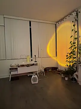 Snapshot of famous_indian_girl chatting on March 2026 03:41:02 AM famous indian girl online show from March 2026 03:41:02 AM