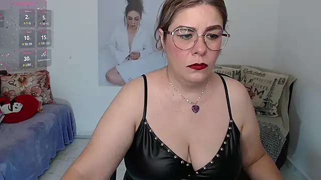 Snapshot of Serenay_ chatting on December 2024 10:01:02 PM Serenay  online show from December 2024 10:01:02 PM