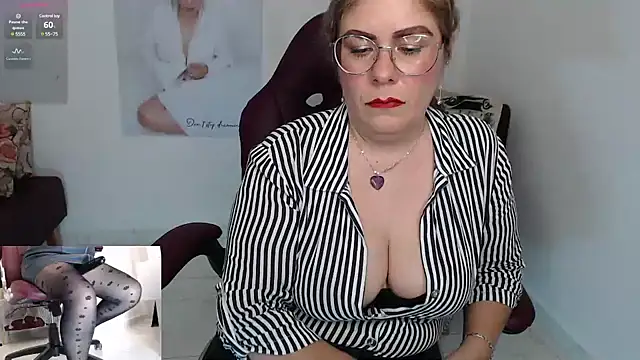 Snapshot of Serenay_ chatting on December 2024 10:51:01 PM Serenay  online show from December 2024 10:51:01 PM