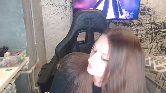 Snapshot of PamelaYoun chatting on October 2025 10:06:02 PM PamelaYoun online show from October 2025 10:06:02 PM