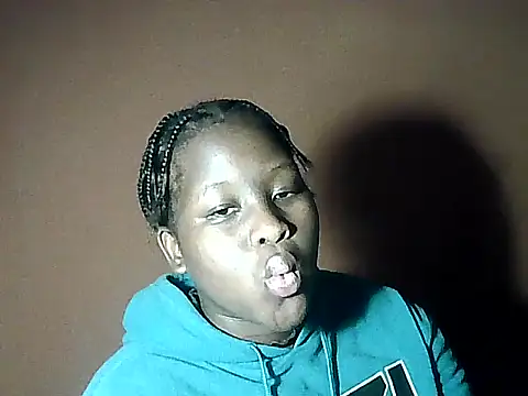 MelaninBear online show from February 2025 05:53:01 PM