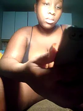 MelaninBear online show from March 2025 07:38:01 PM