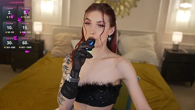 Magnetic Mia  online show from March 2026 12:26:02 AM