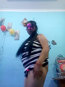 Snapshot of Punjabi_beauty123 chatting on February 2025 09:47:02 AM Punjabi beauty123 online show from February 2025 09:47:02 AM