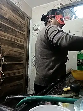 Snapshot of Punjabi_beauty123 chatting on December 2025 08:12:01 AM Punjabi beauty123 online show from December 2025 08:12:01 AM