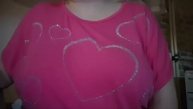 AalinnaK online show from January 2026 03:27:01 PM