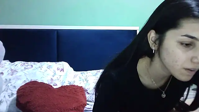 Snapshot of Ahotkittyxxx chatting on December 2024 03:53:02 PM Ahotkittyxxx online show from December 2024 03:53:02 PM