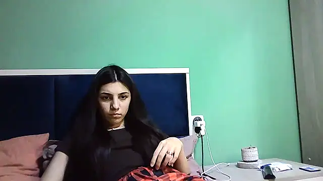 Snapshot of Ahotkittyxxx chatting on January 2025 04:43:02 PM Ahotkittyxxx online show from January 2025 04:43:02 PM