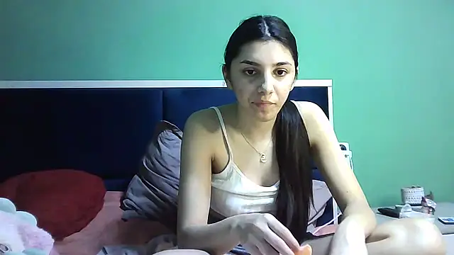 Snapshot of Ahotkittyxxx chatting on January 2025 05:16:02 PM Ahotkittyxxx online show from January 2025 05:16:02 PM