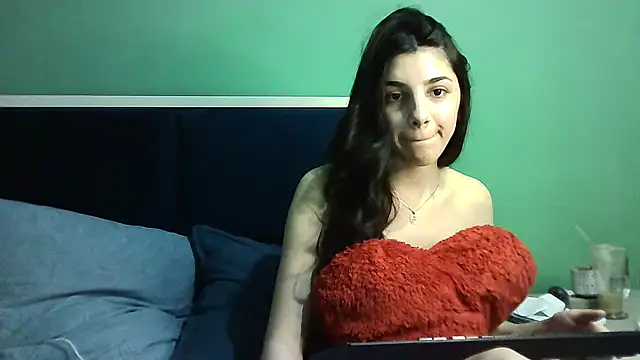 Snapshot of Ahotkittyxxx chatting on January 2025 06:38:02 PM Ahotkittyxxx online show from January 2025 06:38:02 PM