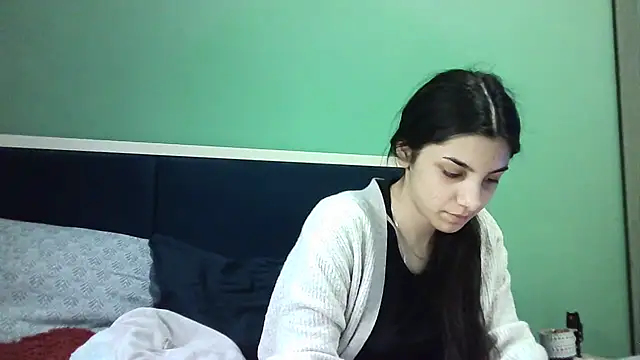 Snapshot of Ahotkittyxxx chatting on February 2025 10:00:02 AM Ahotkittyxxx online show from February 2025 10:00:02 AM