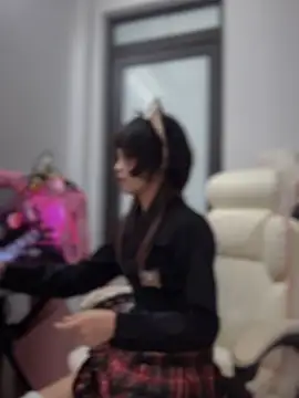 RassieRaph online show from October 2025 07:32:01 PM