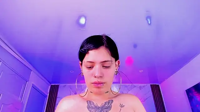 AuroraDiaz online show from December 2025 07:22:01 PM