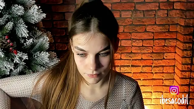 adriana allien online show from December 2024 09:54:01 PM